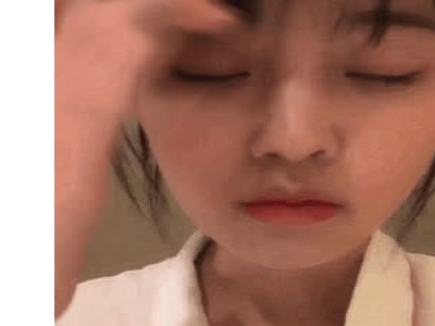 썸녀 목욕 가운 입은 문월 자기 가슴 주물럭